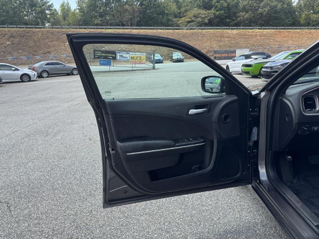 2021 Dodge Charger Image 22