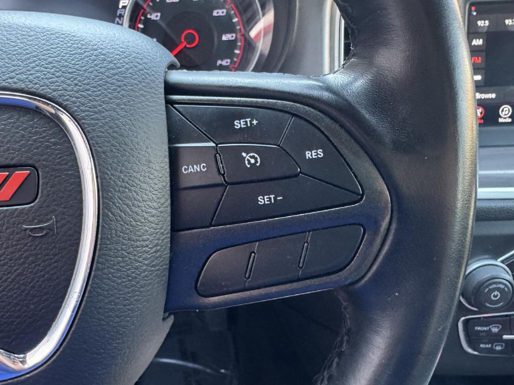 2021 Dodge Charger Image 36