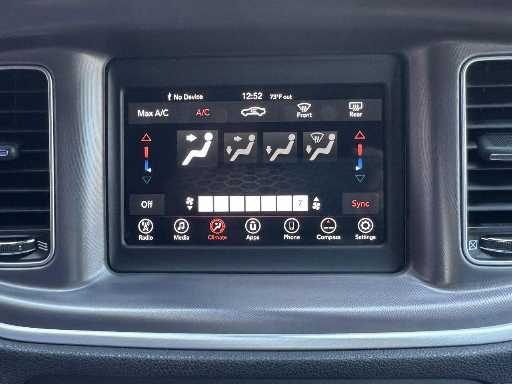 2021 Dodge Charger Image 40