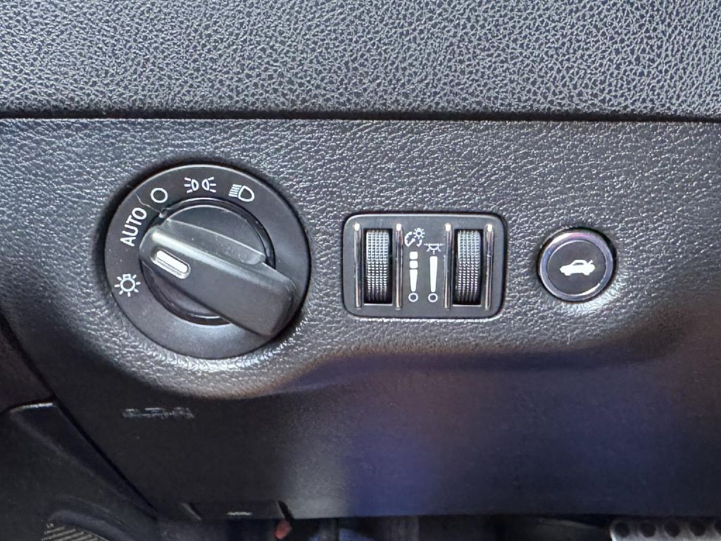 2016 Dodge Charger Image 51