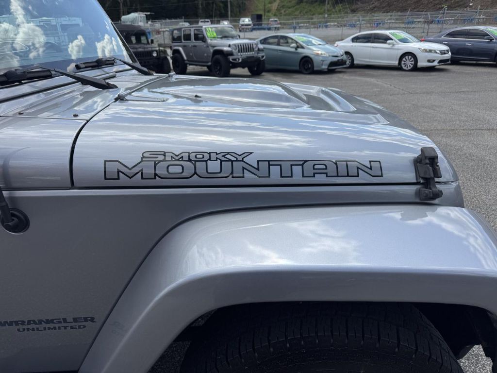 2017 Jeep Wrangler Unlimited Image 7