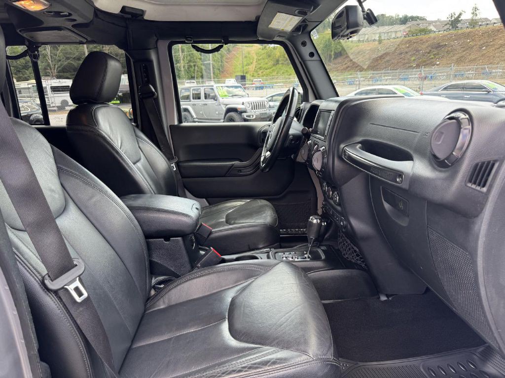2017 Jeep Wrangler Unlimited Image 13