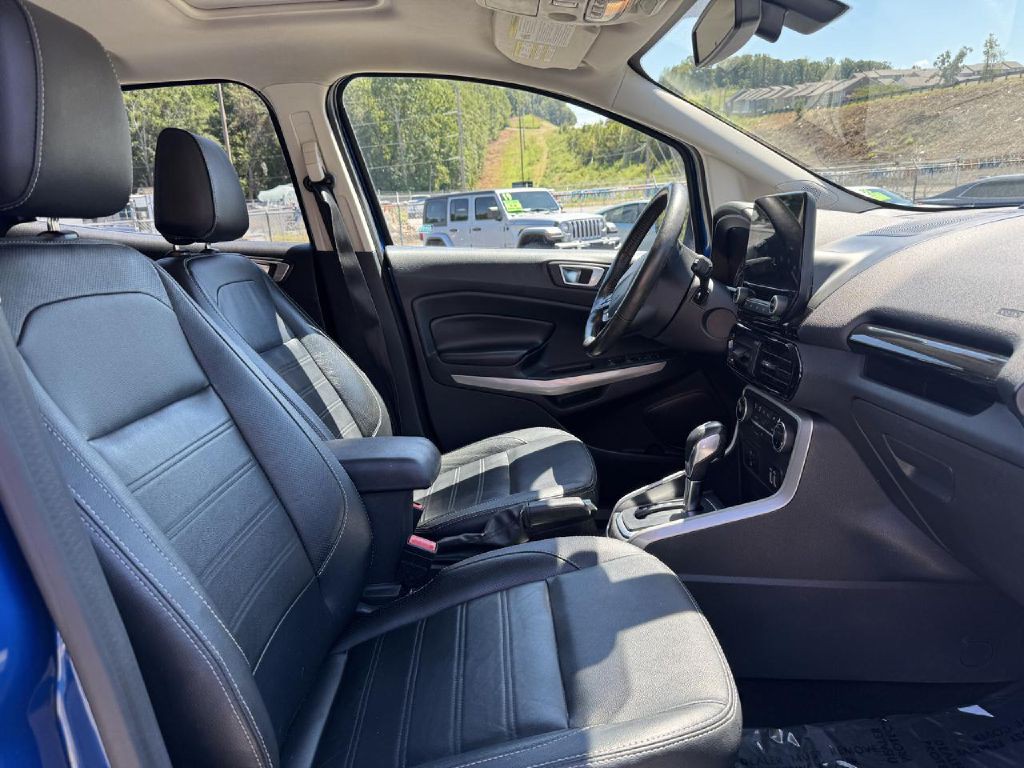 2019 Ford Econoline Image 8