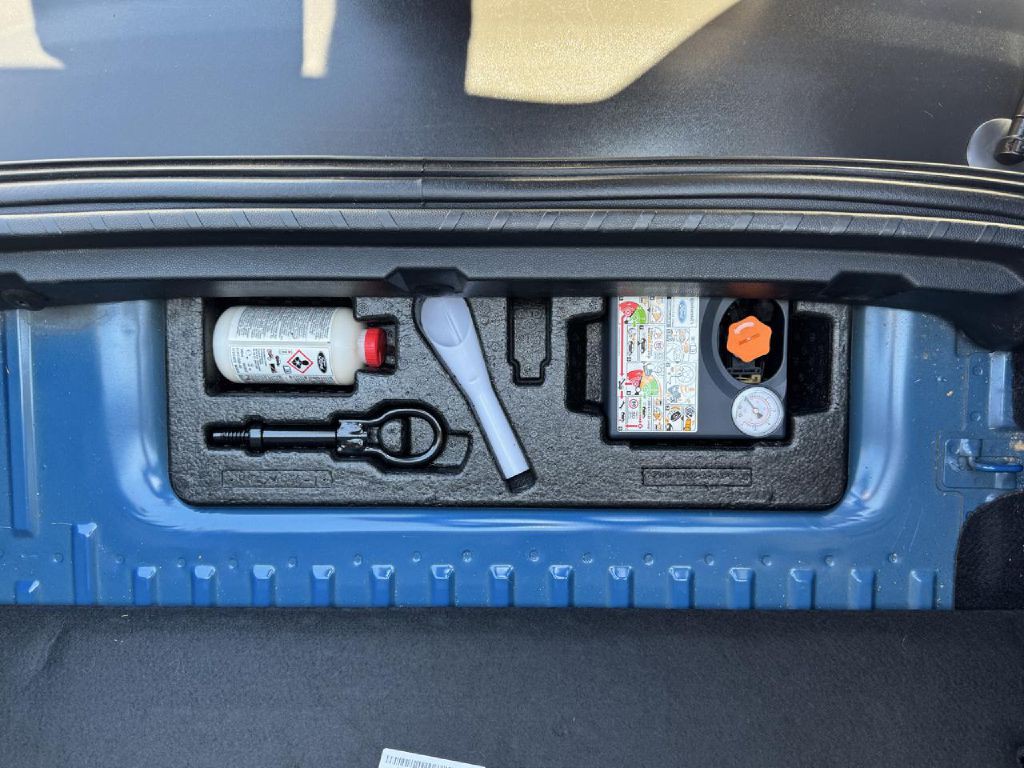 2019 Ford Econoline Image 18