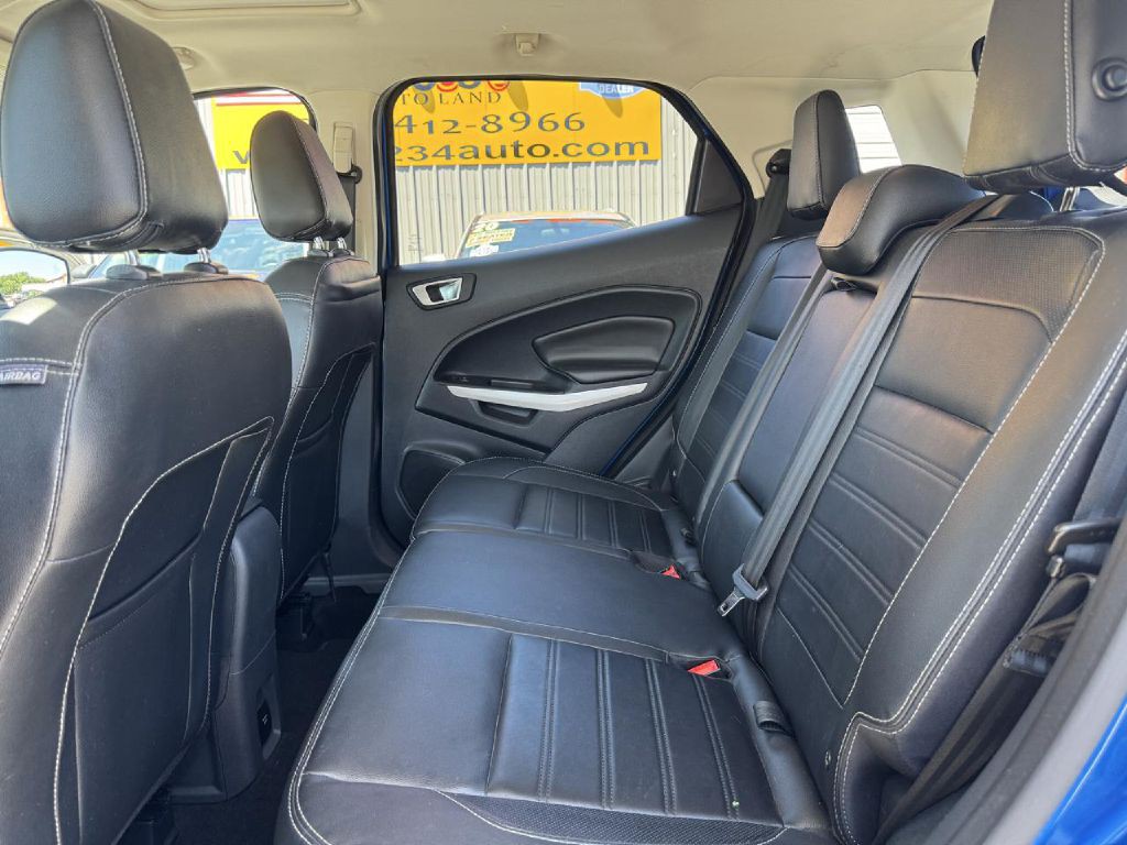 2019 Ford Econoline Image 25
