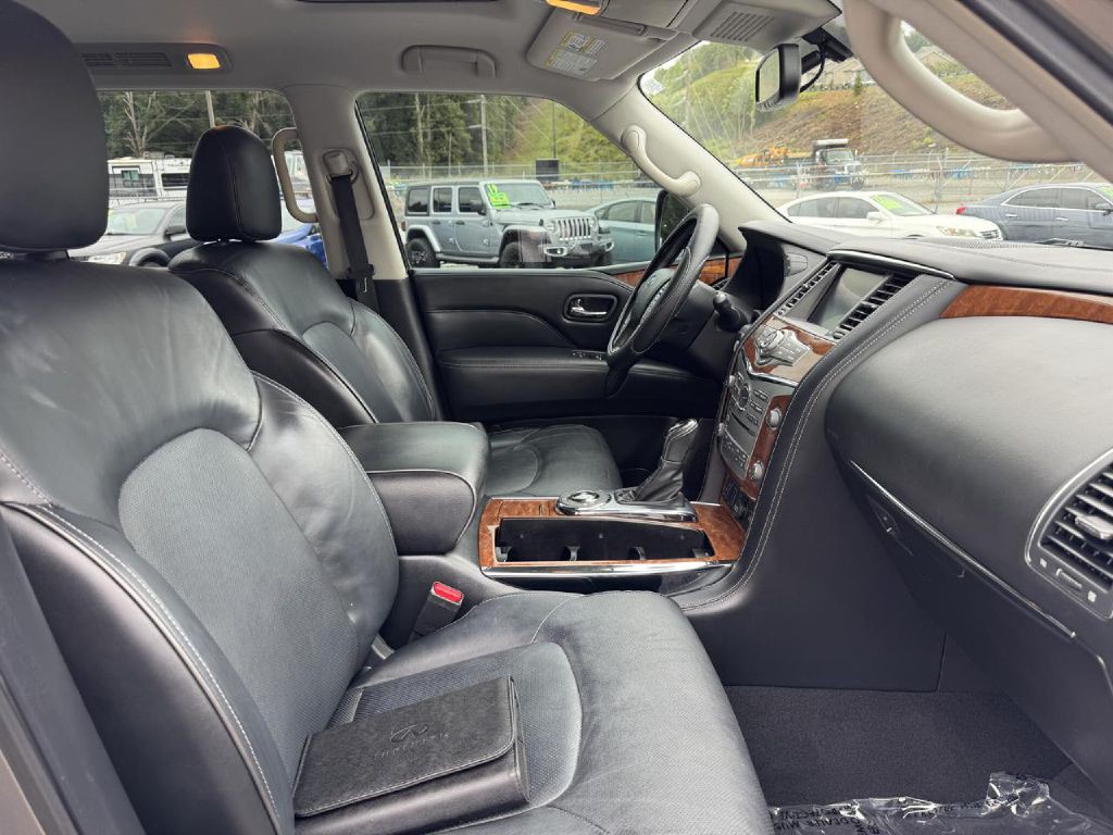 2018 INFINITI QX80 Image 10