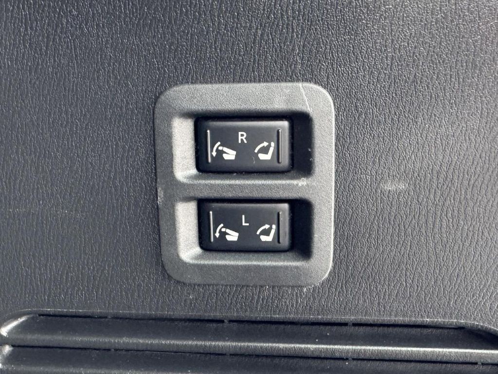 2018 INFINITI QX80 Image 22