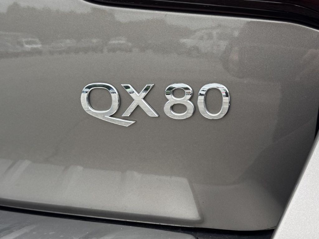 2018 INFINITI QX80 Image 25