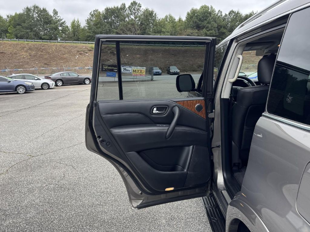 2018 INFINITI QX80 Image 29