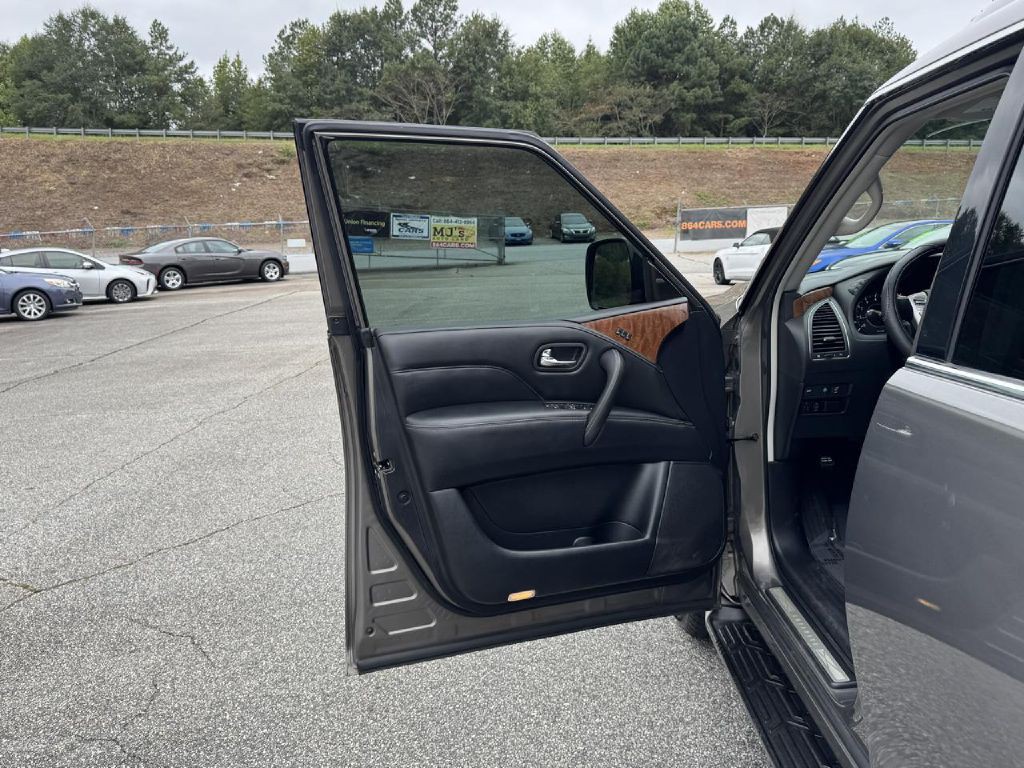 2018 INFINITI QX80 Image 36