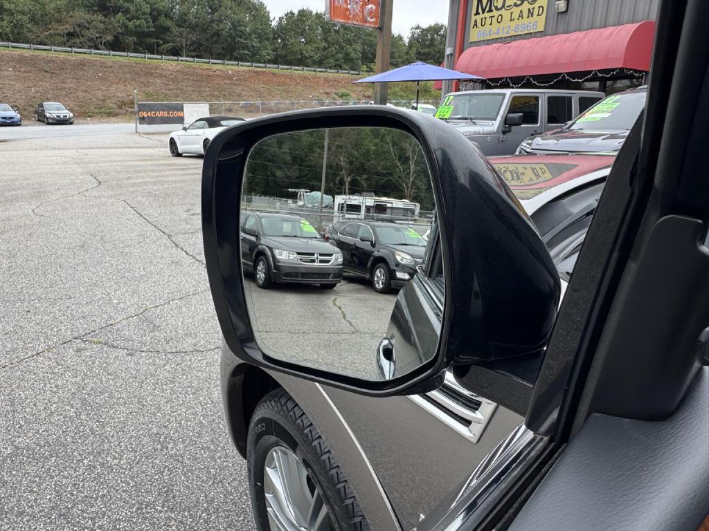 2018 INFINITI QX80 Image 37
