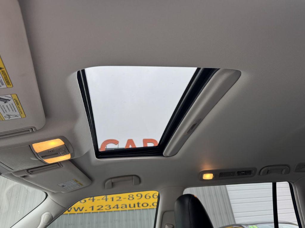2018 INFINITI QX80 Image 45