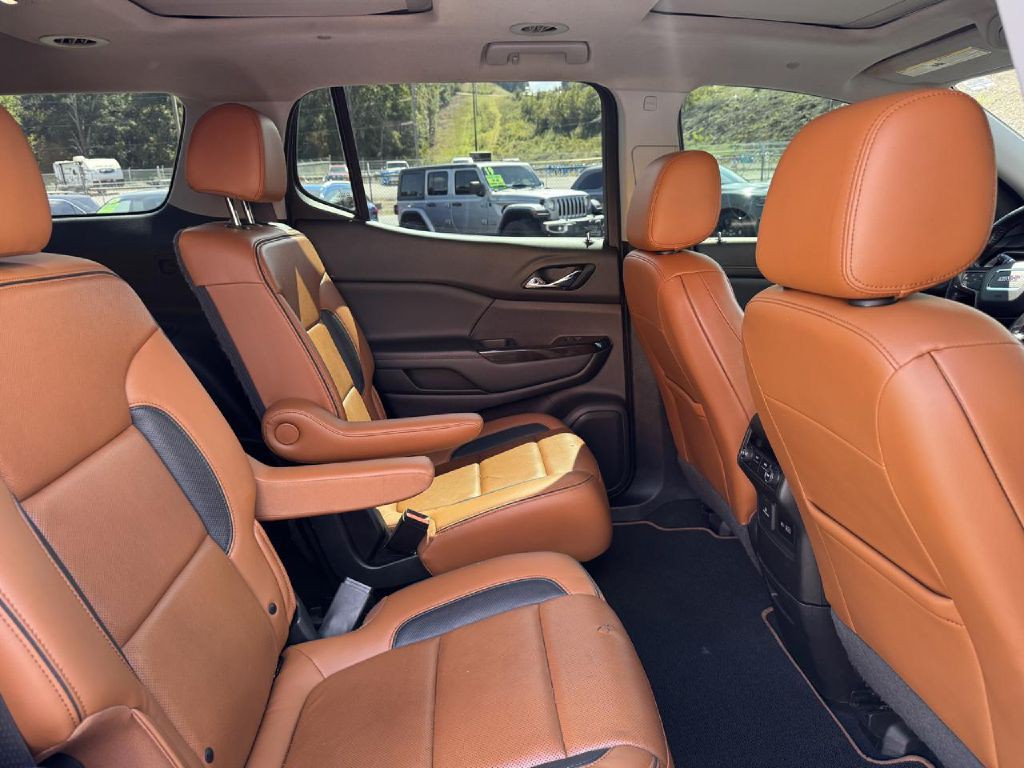 2020 GMC Acadia Image 14