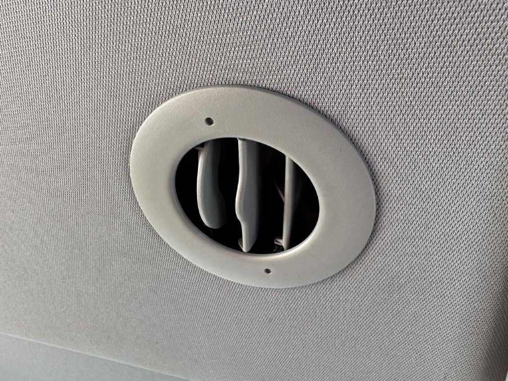 2020 GMC Acadia Image 17