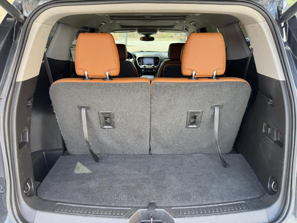 2020 GMC Acadia Image 22