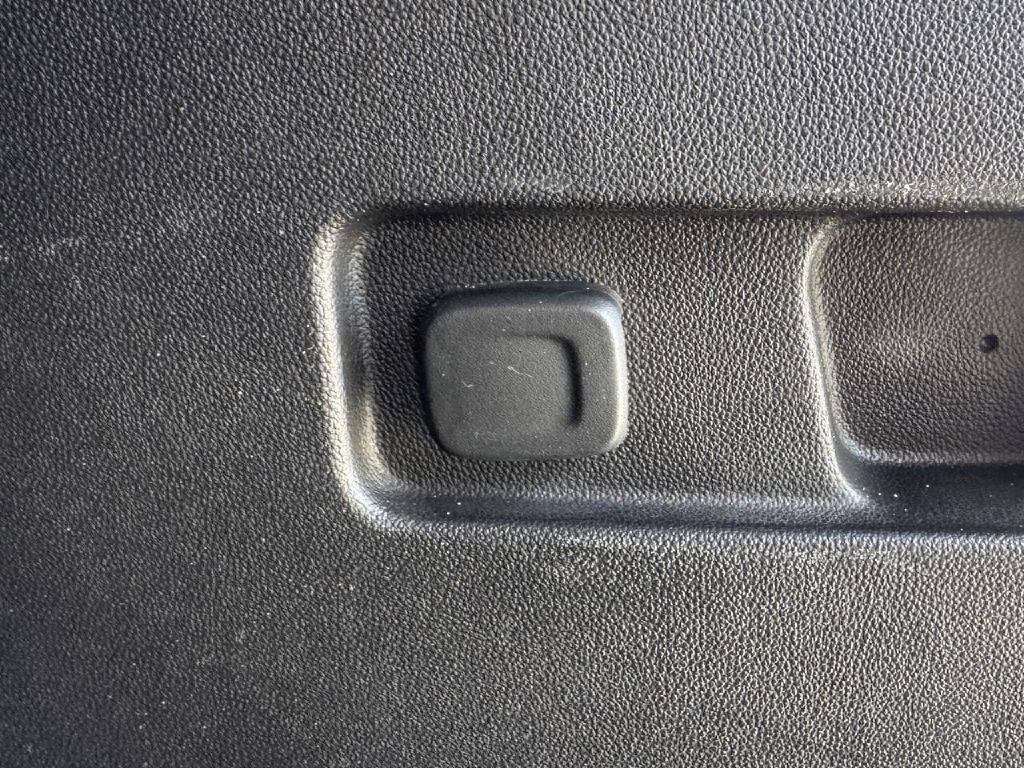 2020 GMC Acadia Image 23