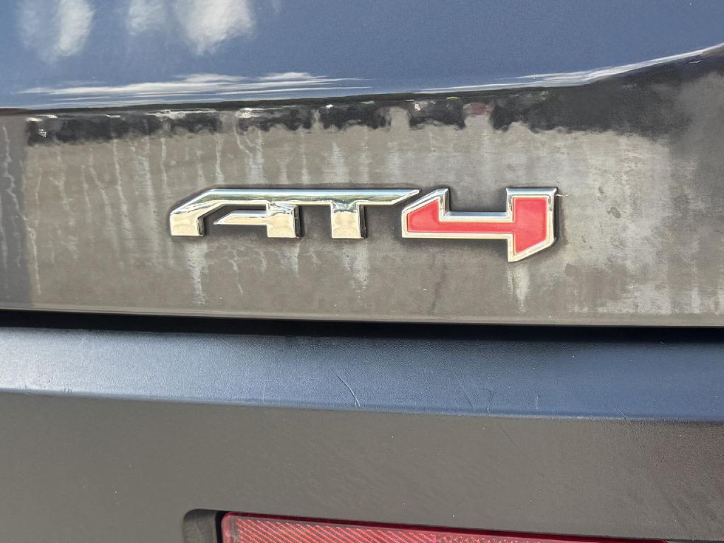 2020 GMC Acadia Image 25