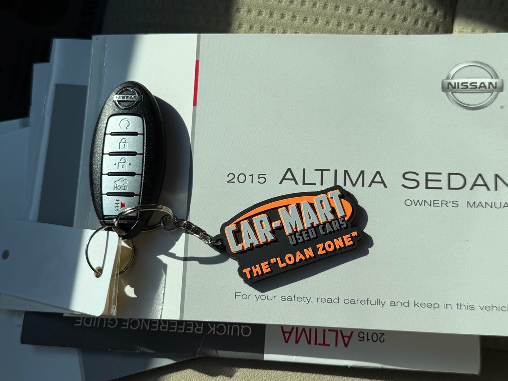 2015 Nissan Altima Image 36