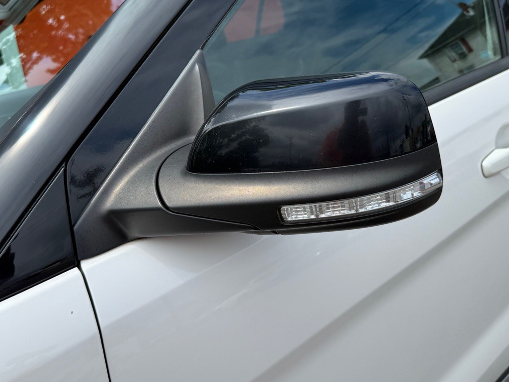 2016 Ford Explorer Image 13