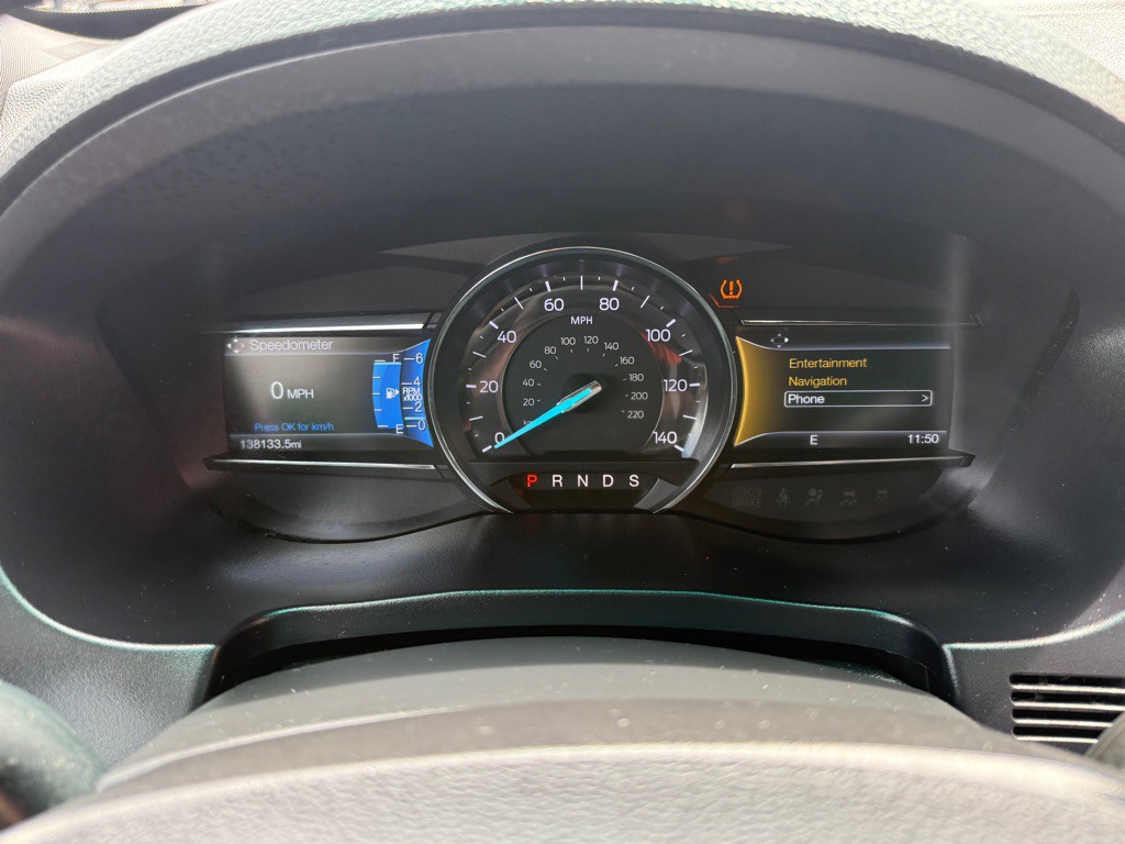 2016 Ford Explorer Image 29