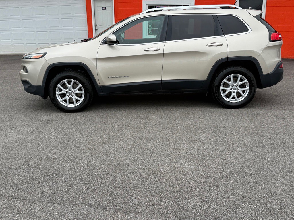 2015 Jeep Cherokee Image 3