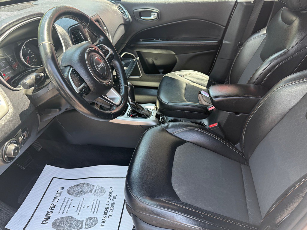 2018 Jeep Compass Image 28