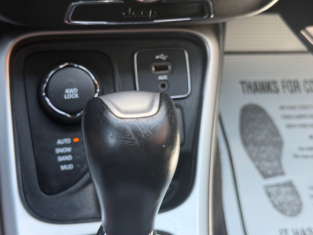 2018 Jeep Compass Image 37
