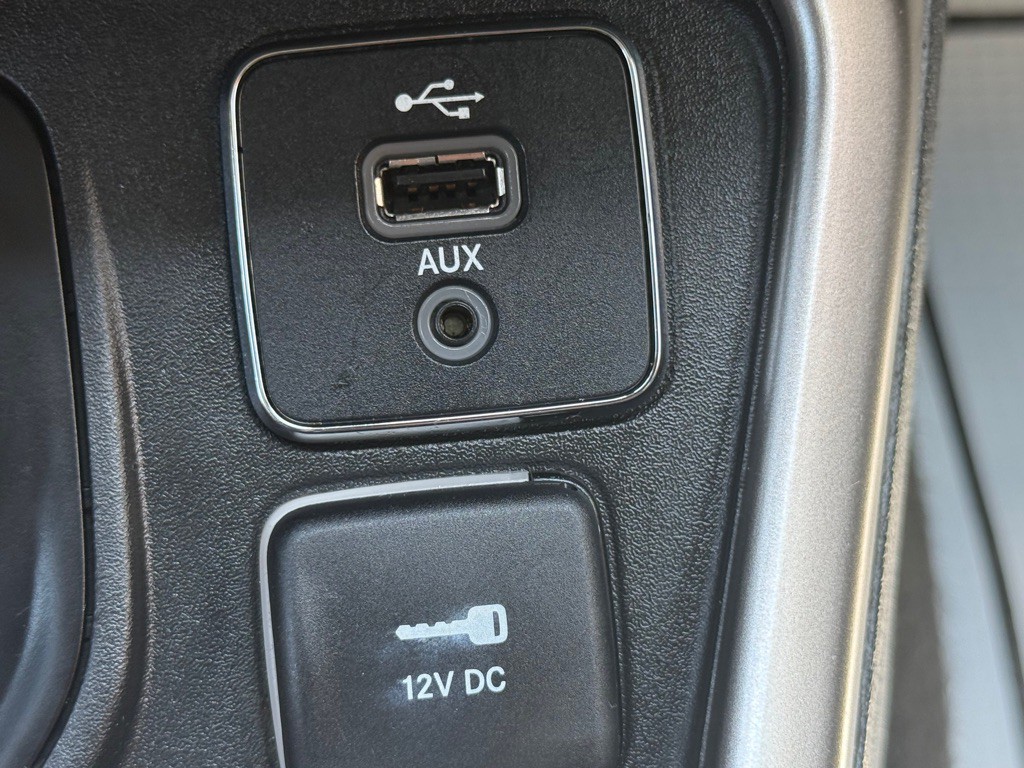 2018 Jeep Compass Image 39