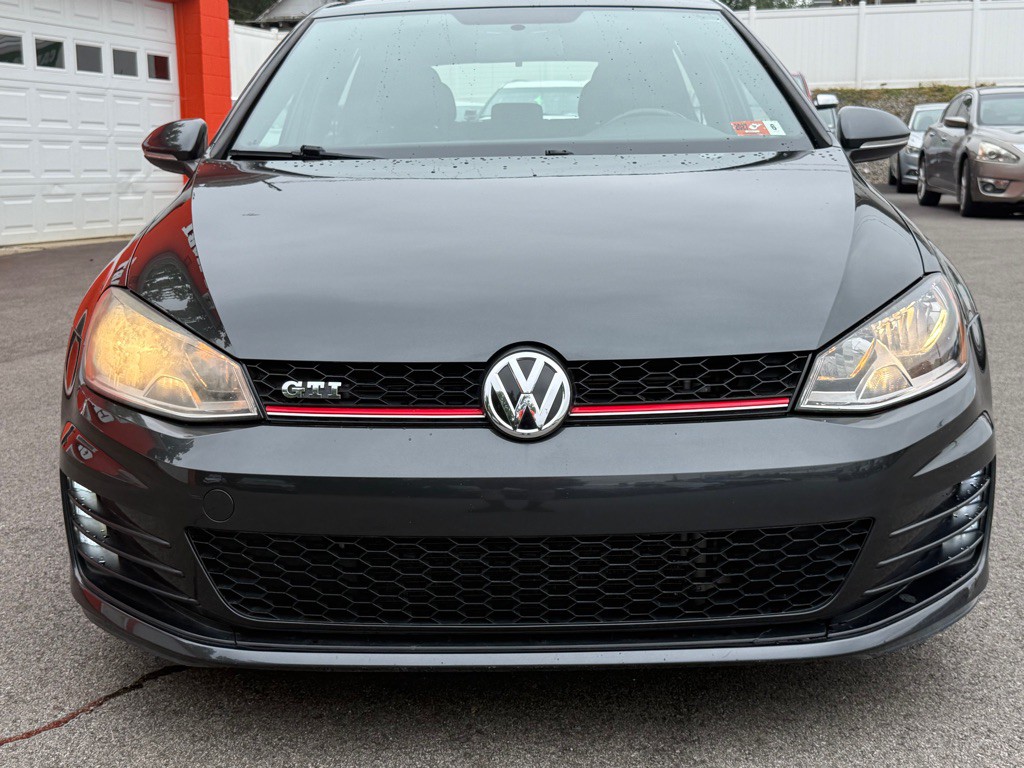 2015 Volkswagen GTI Image 14