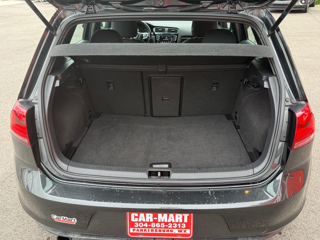 2015 Volkswagen GTI Image 17