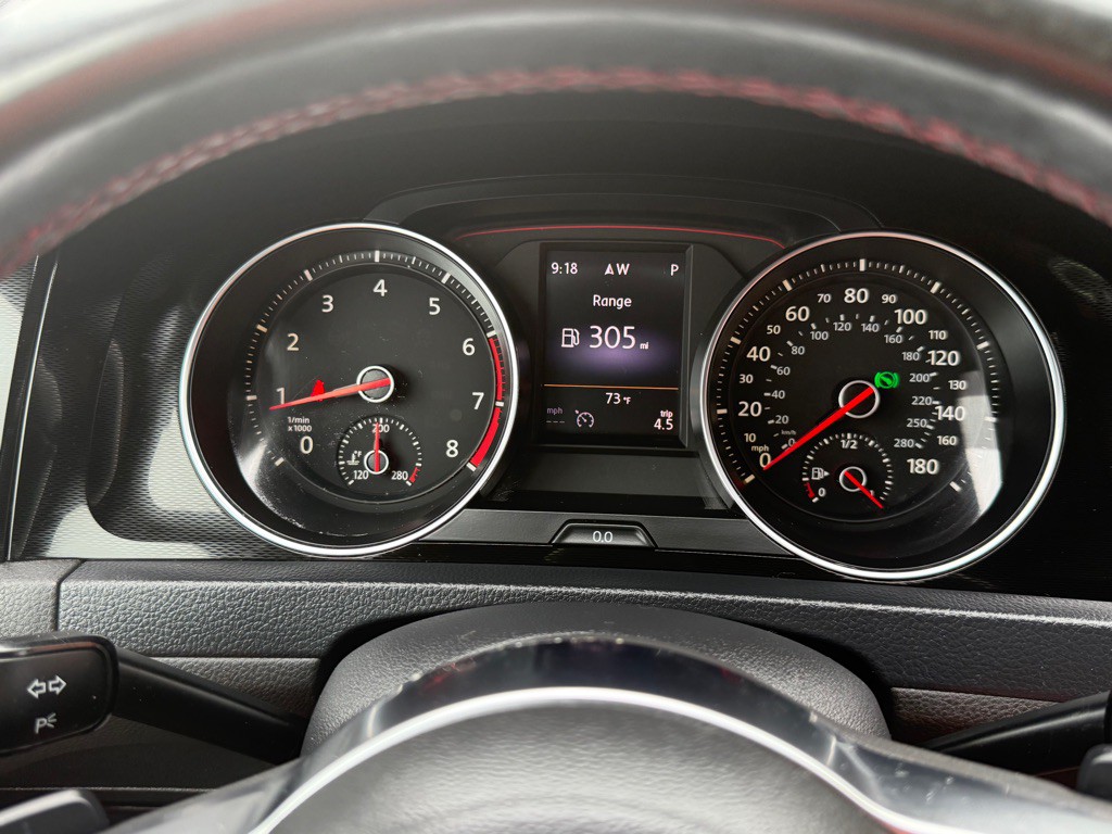 2015 Volkswagen GTI Image 26