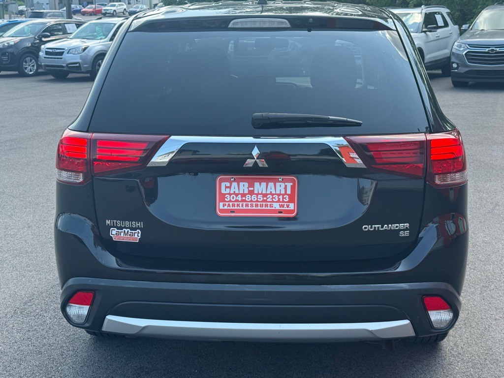 2016 Mitsubishi Outlander Image 5