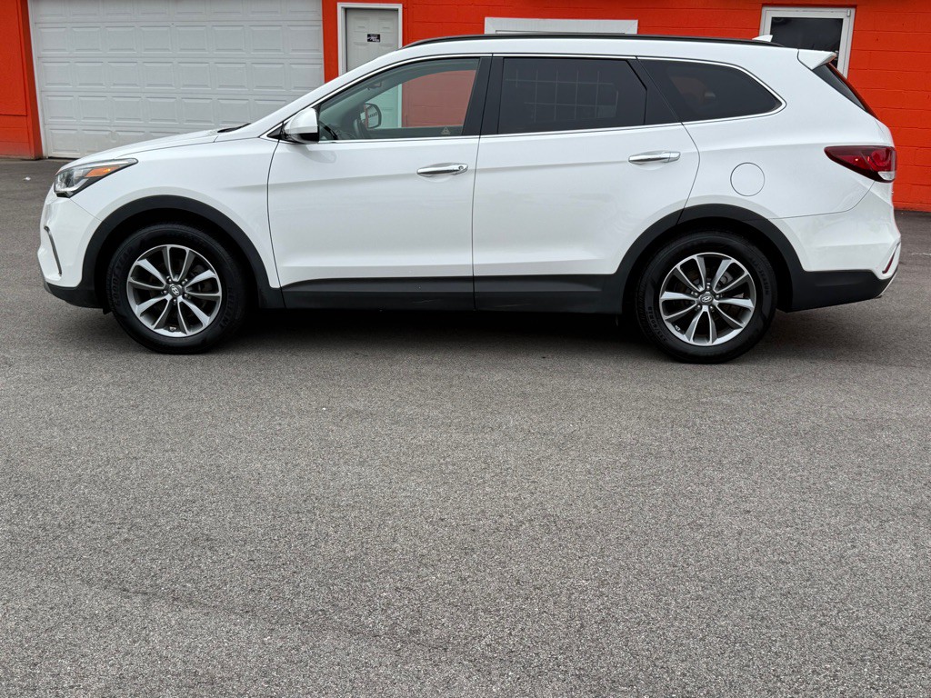2018 Hyundai Santa Fe Image 3