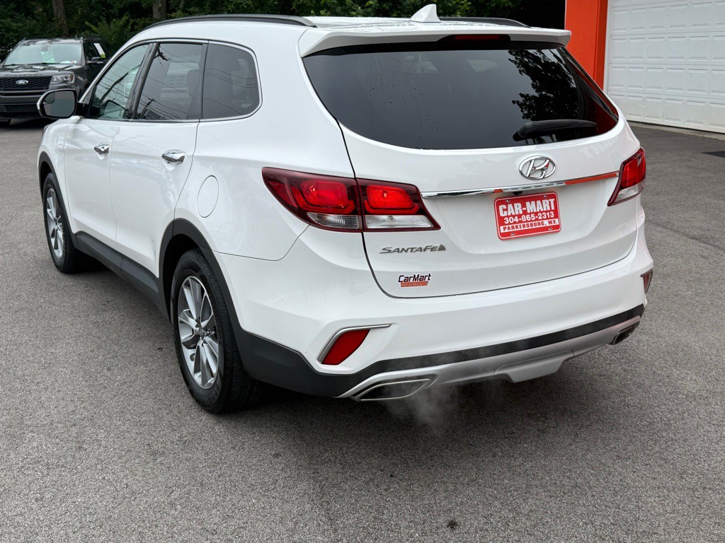 2018 Hyundai Santa Fe Image 4