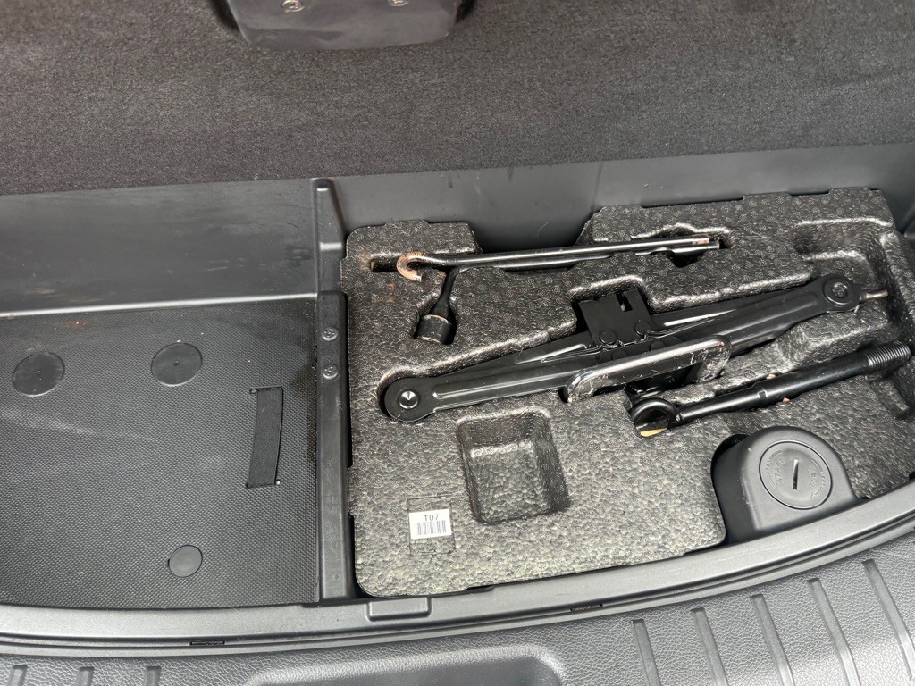 2018 Hyundai Santa Fe Image 18