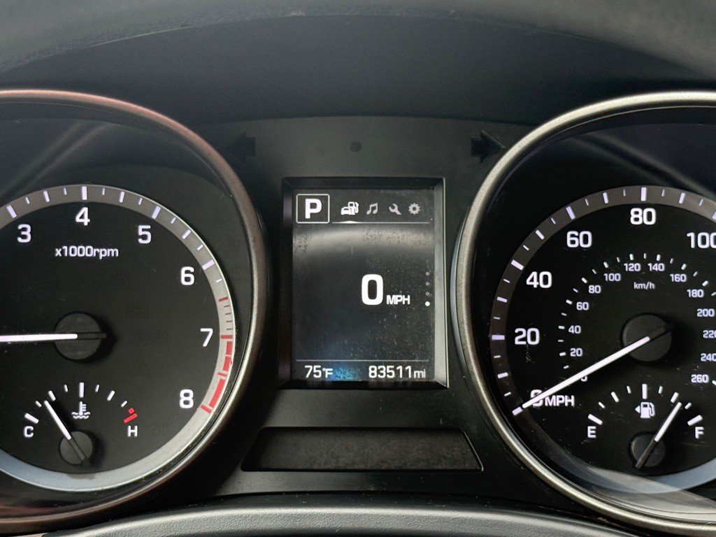 2018 Hyundai Santa Fe Image 25