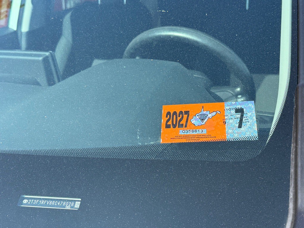 2024 Toyota Rav4 Image 11