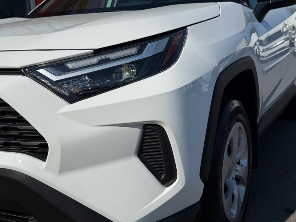 2024 Toyota Rav4 Image 13