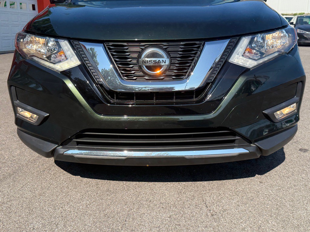 2019 Nissan Rogue Image 16