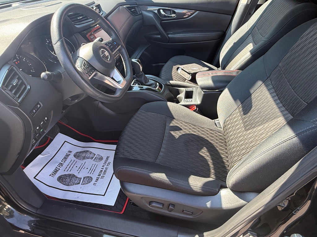 2019 Nissan Rogue Image 29