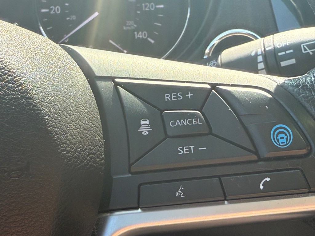 2019 Nissan Rogue Image 36