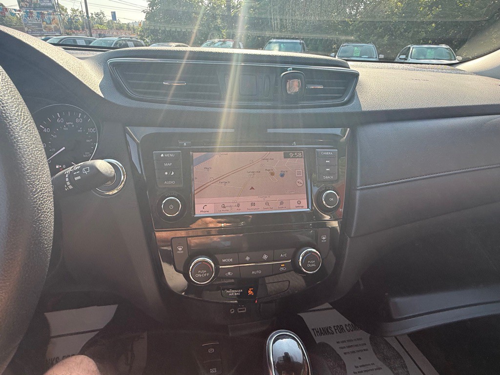 2019 Nissan Rogue Image 38