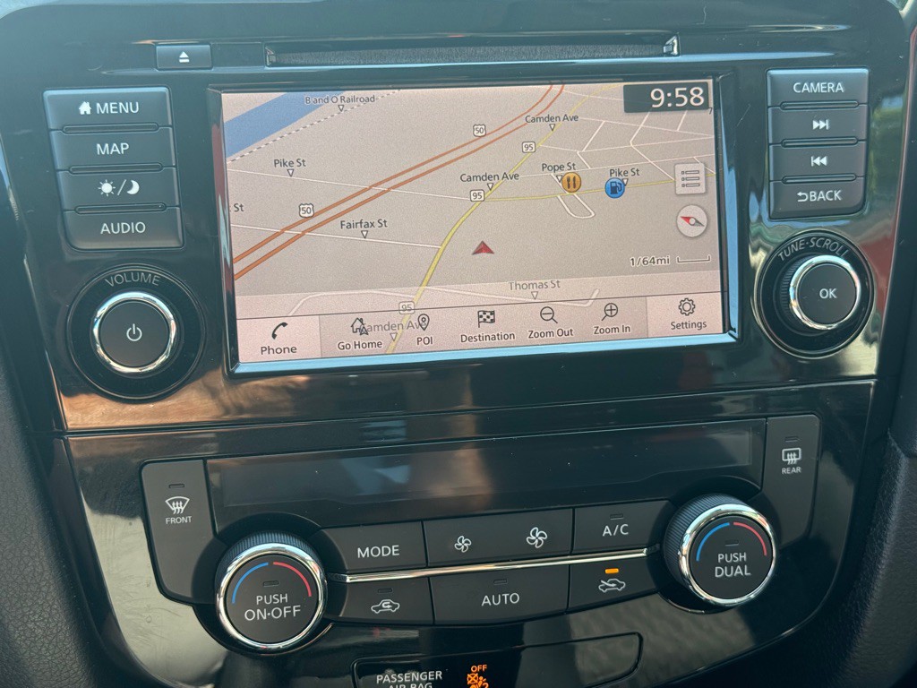 2019 Nissan Rogue Image 39