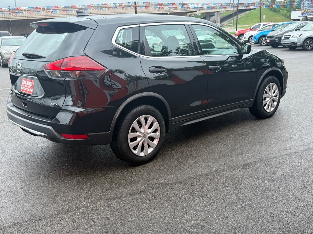 2018 Nissan Rogue Image 6