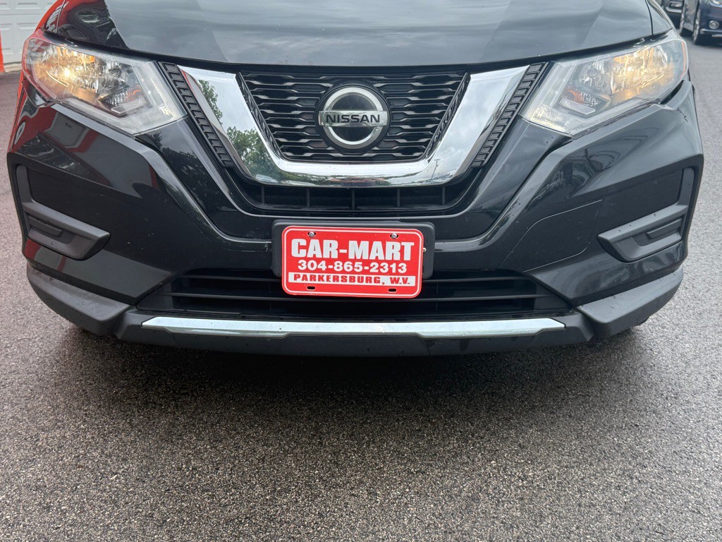 2018 Nissan Rogue Image 15