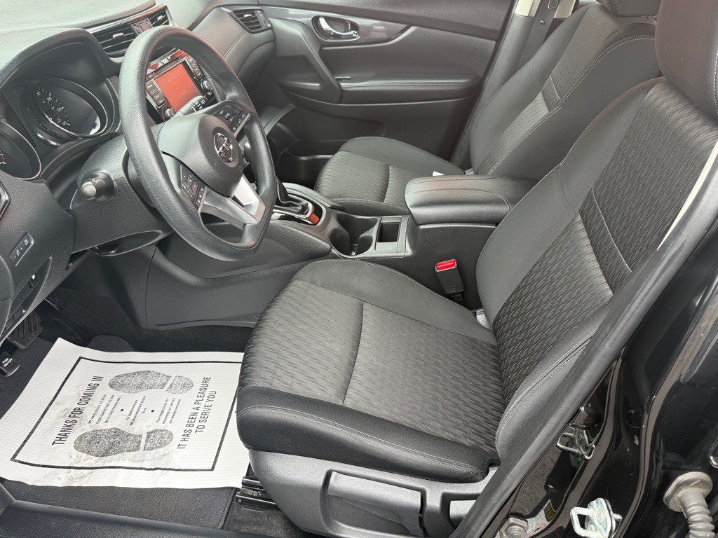 2018 Nissan Rogue Image 23