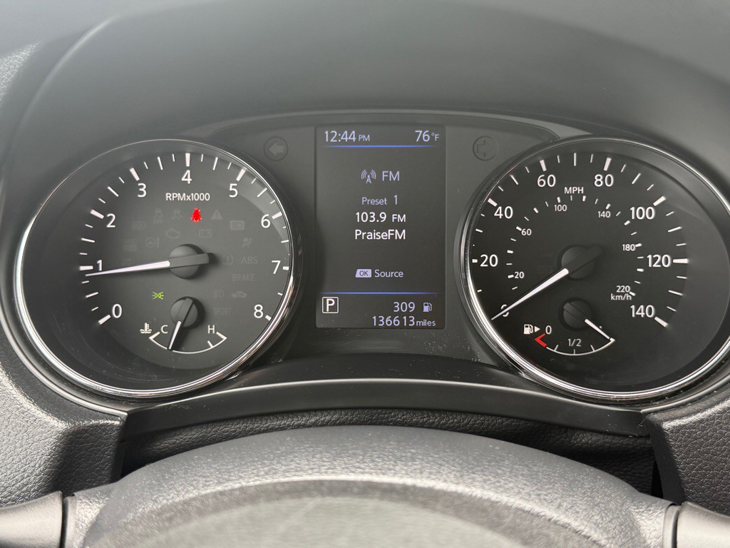 2018 Nissan Rogue Image 24