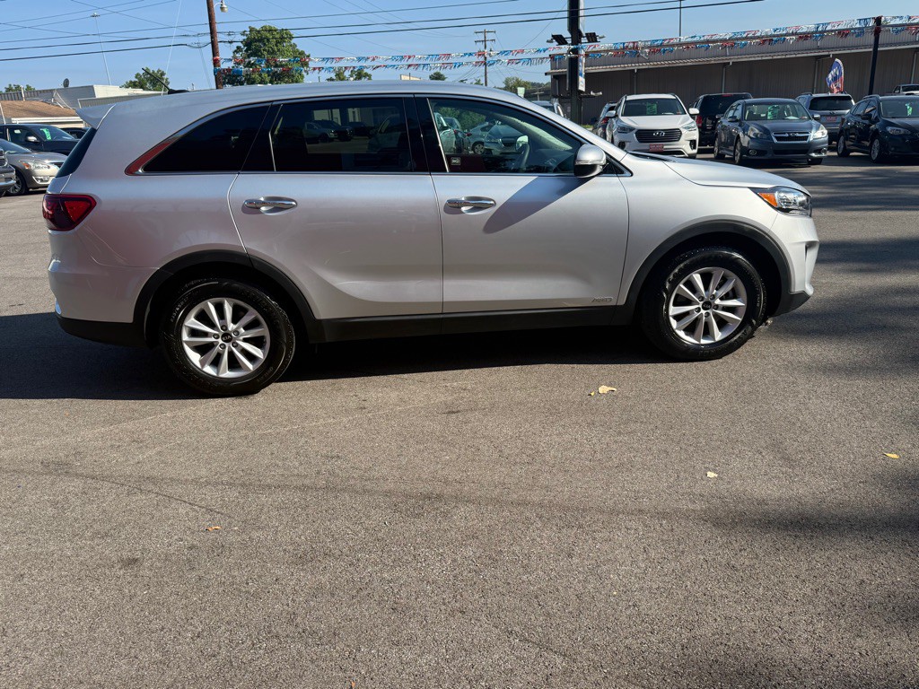 2019 Kia Sorento Image 7