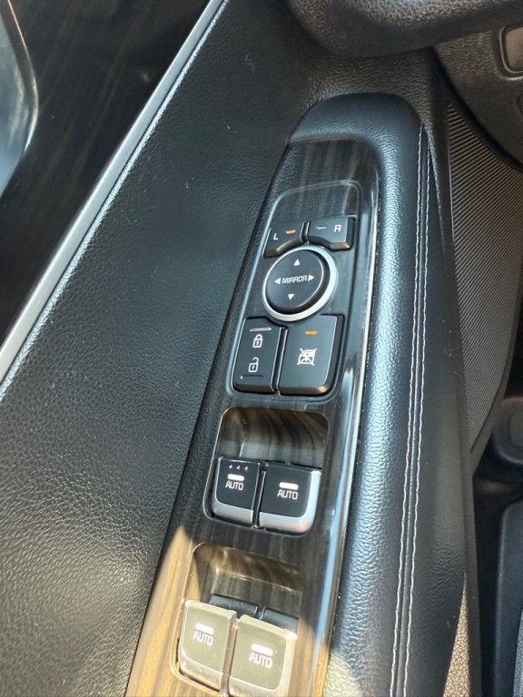 2019 Kia Sorento Image 24