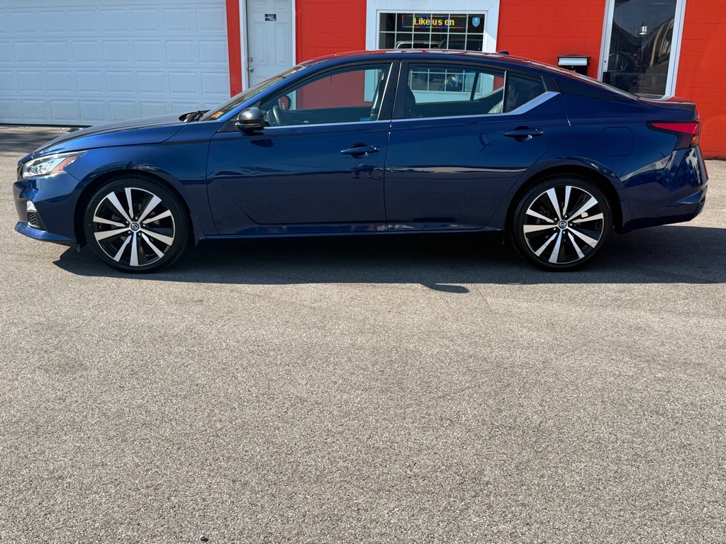 2019 Nissan Altima Image 3